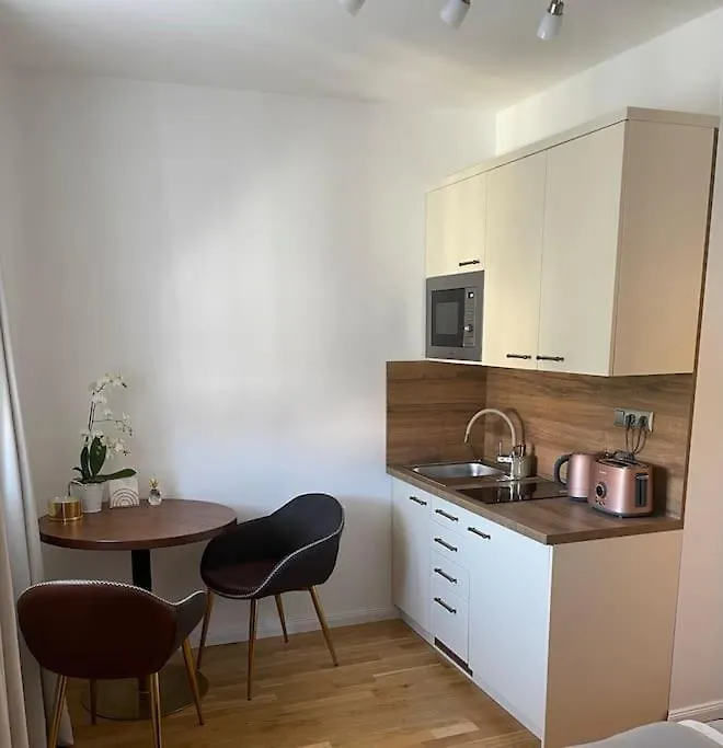 Aloha Apartment Prague